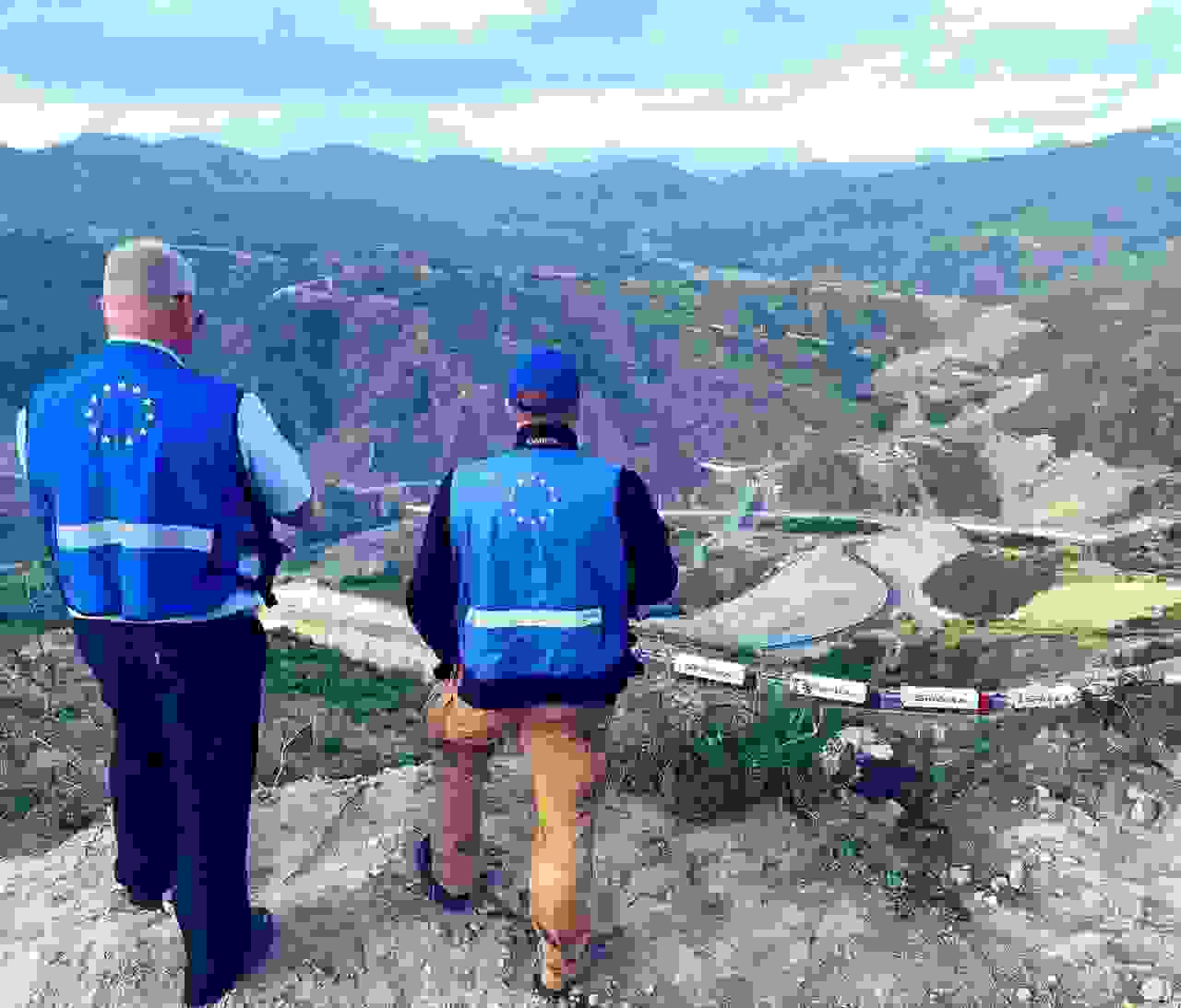 EUMA head observes the situation near Lachin corridor from this side of corridor EUMA head observes the situation near Lachin corridor from this side of corridor