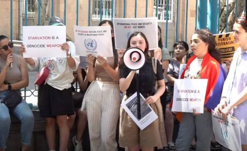 Քաղաքակիրթ աշխարհը լուռ է, իսկ Արցախում Ադրբեջանը ցեղասպան քաղաքականություն է իրականացնում․ ակցիա՝ ՄԱԿ-ի գրասենյակի մոտ