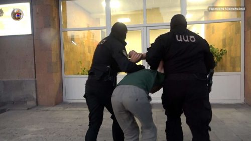 ԱԱԾ-ն բացահայտել և կանխել է մաքսանենգ ճանապարհով ՀՀ տարածք առանձնապես խոշոր չափերի թմրամիջոց տեղափոխելու դեպք