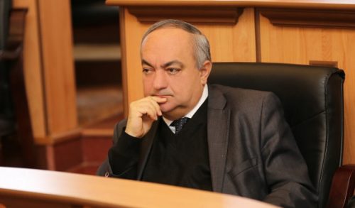 «Սա հացի կռիվ չէ, ուստի պիտի բացառվի Ակնայից «օգնություն» մտնելու տարբերակը»․ Արցախի ԱԺ նախկին պատգամավորը մանրամասներ է ներկայացրել երեկ տեղի ունեցած խորհրդակցությունից