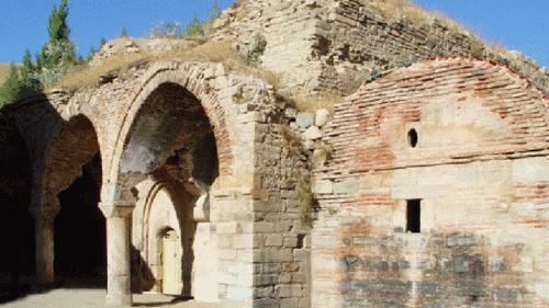 Վանի հայկական Վարագավանքը ոչնչացման եզրին է