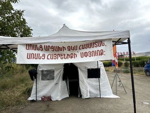 Ադրբեջանցիների «մարդասիրական բեռն» Արցախում չեն ընդունում