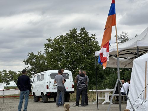 Արցախցի տղաներին առևանգած ադրբեջանցիներն ինչպե՞ս են «հումանիտար օգնություն» ուղարկում Արցախ․ ակցիայի մասնակից