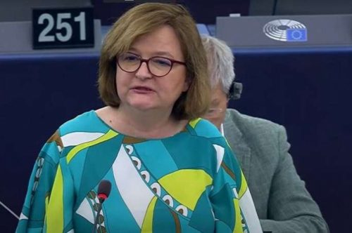 Լեռնային Ղարաբաղում հումանիտար աղետ է, ժամանակն է պատժամիջոցներ կիրառել Ադրբեջանի դեմ․ Եվրախորհրդարանի պաշտոնյա