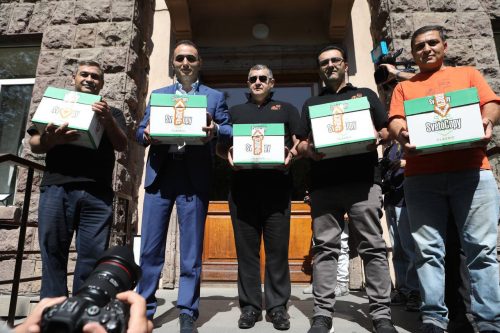 Եվս մեկ քայլ՝ հանուն պետականության․ «Հայաքվեն» ԿԸՀ-ում էր