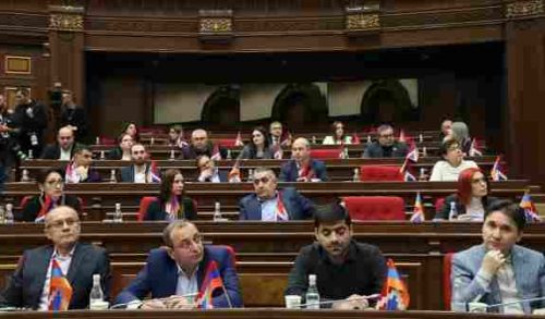 Ընդդիմությունը չի պատրաստվում Դավիթ Տոնոյանի կոչով մասնակցել քննիչ հանձնաժողովի նիստերին