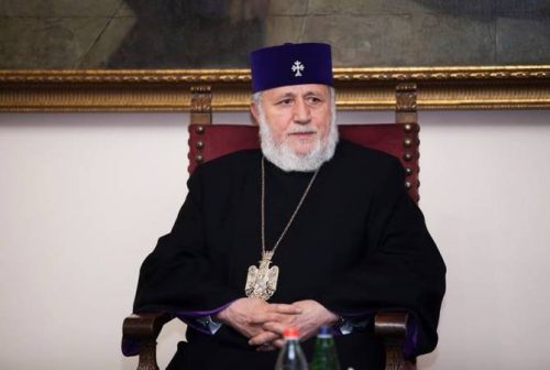 «Ամեն ինչ հանուն Արցախի» նշանաբանով պիտի դիմակայենք ու հաղթահարենք մեզ պատուհասած փորձությունները․ Ամենայն Հայոց կաթողիկոսի շնորհավորական ուղերձը Արցախի Անկախության օրվա կապակցությամբ