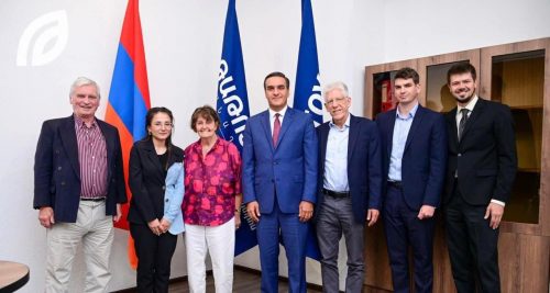 Արման Թաթոյանը Քերոլայն Քոքսին ներկայացրել է Ադրբեջանի հայատյաց քաղաքականությունը