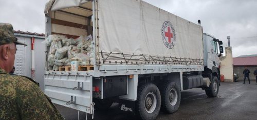 93-օրյա դադարից հետո Բերձորի միջանցքով հումանիտար բեռ անցավ