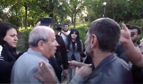 Столкновения между депутатами ГД и родителями павших в 44-дневной войне военнослужащих