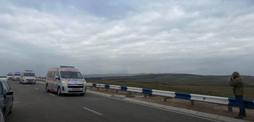 Շտապ օգնության մեքենաները Արցախից Հայաստան են տեղափոխում վիրավորում ստացած 23 քաղաքացու