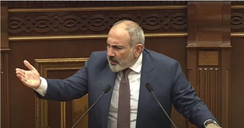 Национальное Собрание, ставшее ареной словесной войны