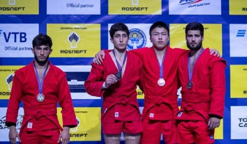 Самбист Мгер Оганян завоевал титул чемпиона мира, победив двух азербайджанских атлетов