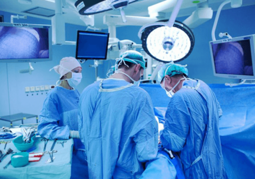 «Врачи без границ»: Врачам в Газе приходится работать без обезболивающих