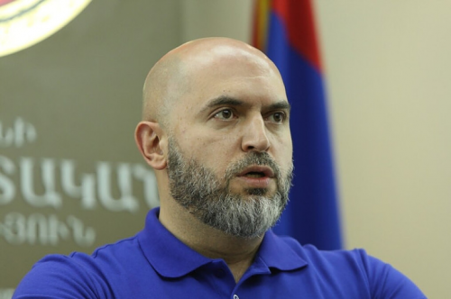 Նիկոլի ԽԽ-ն՝ «Խաղաղության խաչմերո՞ւկ», թե՞ «Խայտառակ խաբեություն»․ Արմեն Աշոտյանի հոդվածը «Նուբարաշեն» ՔԿՀ-ից