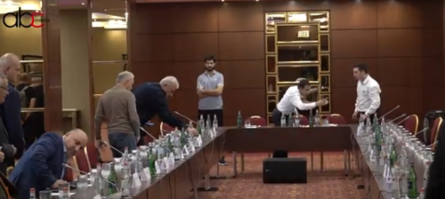 Փակ հանդիպում՝ Արցախի էջը չփակելու համար