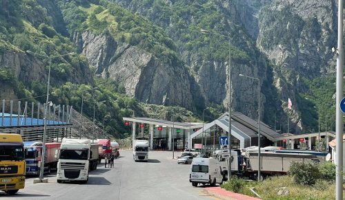 Վրաստանի մուտքից իրականացվող ասֆալտապատման աշխատանքները կդժվարացնեն Վերին Լարսի երթևեկությունը․ ՌԴ ԴՄԾ