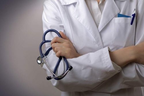 Արցախից բռնի տեղահանված բուժաշխատողների վրա ժամանակավորապես չի տարածվի մասնագիտական հավաստագիր ունենալու պահանջը