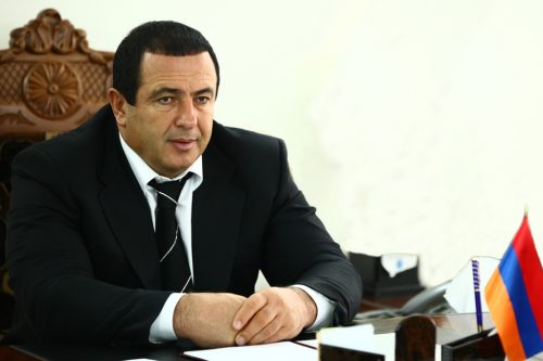 Прокуратура представила список незаконного имущества Гагика Царукяна: 79 объектов недвижимости, 42 автомобиля, 86 миллиардов драмов