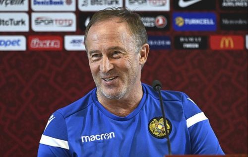 Oleksandr Petrakov to remain Armenia national football team’s coach