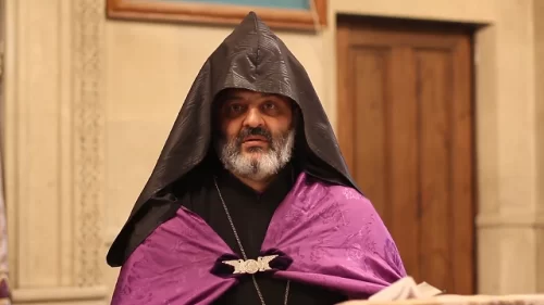 Ինչպե՞ս ես առաջ գնում՝ նյութի՞ թելադրանքով, թե՞ աստվածաշնչային շնչով․ Տեր Բագրատ արքեպիսկոպոս Գալստանյան