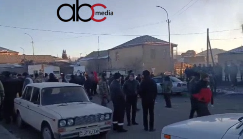 Ситуация в Норатусе взрывоопасная, задержаны 20 рыболовов