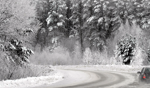 На территории РА много закрытых и непроходимых дорог, в Вайоц Дзоре 5-километровая пробка