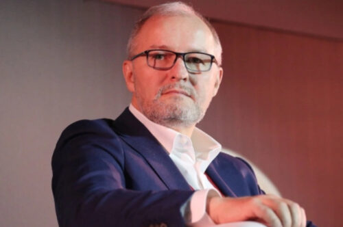 Զանգեզուրի կոմբինատի նախկին բաժնետեր Տրոցենկոն վաճառել է AEON հոլդինգային խմբում բաժնետոմսերի 69%-ը