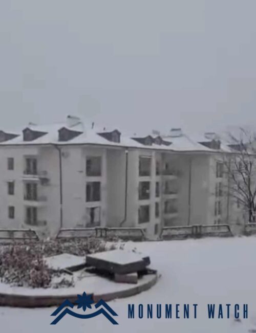 Азербайджанцы разрушили бюст экс-начальника ГШ МО Анатолия Зиневича