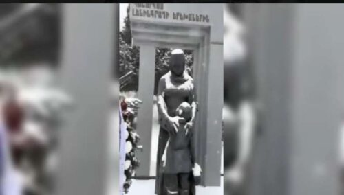 Председатель СК РФ поручил возбудить уголовное дело по факту осквернения памятника детям блокадного Ленинграда в Ереване