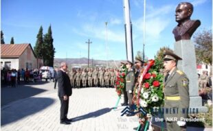 Ադրբեջանցիները քանդել են ՊԲ ԳՇ նախկին պետ Անատոլի Զինևիչի կիսանդրին