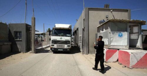 Մարդասիրական բեռով 240 բեռնատար է մտել Գազա