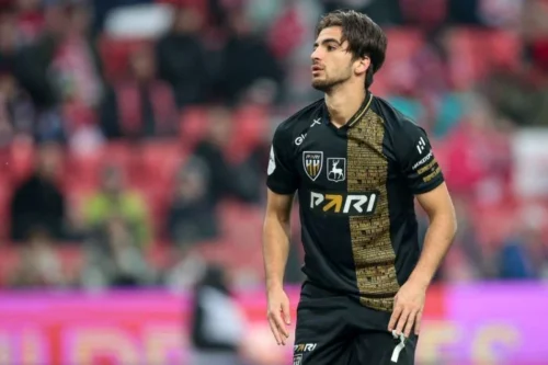 Սևիկյանը հնարավոր է կարիերան շարունակի հունգարական ակումբում