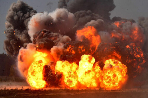 Explosion in China kills 8 people