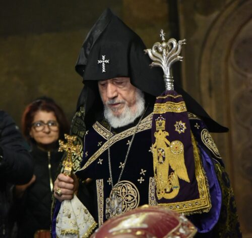 Վեհափառը մասնակցել է Տ. Արիս արքեպիսկոպոս Շիրվանյանի հուղարկավորության արարողությանը