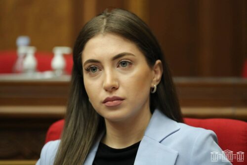 Анна Мкртчян: Дело Армена Ашотяна находится в руках людей, находящихся в подчинении Никола