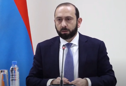 Налицо регресс от достигнутых с Азербайджаном договоренностей: ключевые моменты пресс-конференции Арарата Мирзояна