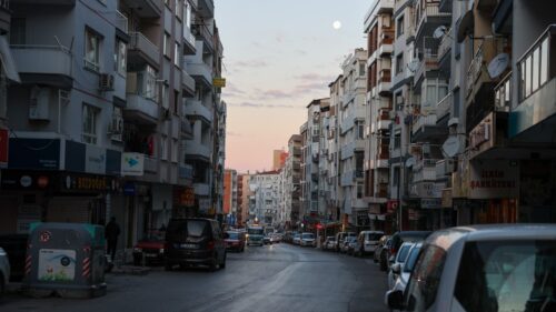 Huge earthquake strikes Turkey