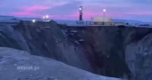 Ղազախստանում ավտոբուսն ընկել է հանքի խառնարանը