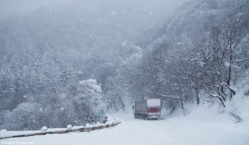 Լարսի ճանապարհը բեռնատարների համար փակ է. կան դժվարանցանելի ճանապարհներ