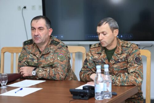 Начальник Генштаба ВС РА посетил 2-й армейский корпус, поручил соблюдать уставные отношения, соблюдать правила безопасности