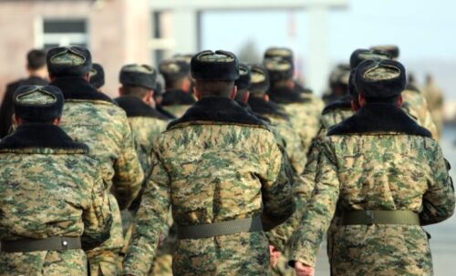 Парламент Армении принял проект, предлагающий освободить от уголовной ответственности уклонившихся от службы в армии граждан