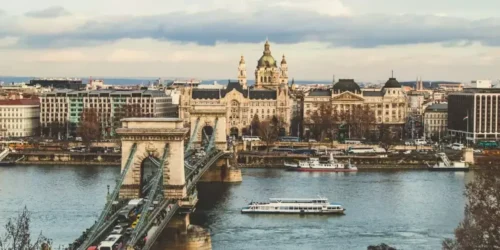 Венгрия проголосовала против санкций против России