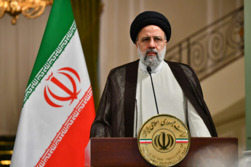 Ռաիսին հայտարարել է, որ Իրանին վախեցնելու ցանկացած փորձ կոշտ պատասխան կստանա