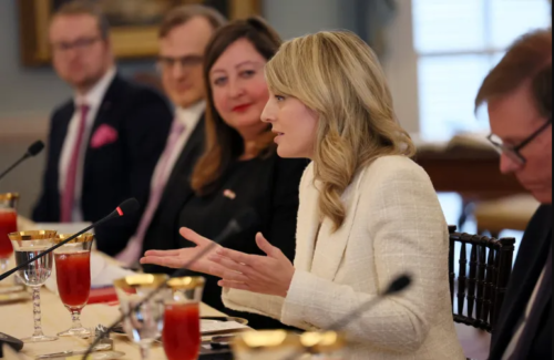 Канада объявила о прекращении экспорта оружия в Израиль