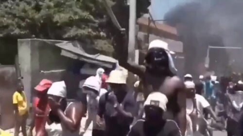 На Гаити банды напали на президентский дворец в Порт-о-Пренсе