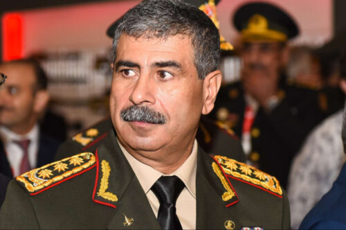 Ադրբեջանի պաշտպանության նախարարը մեկնել է Թուրքիա