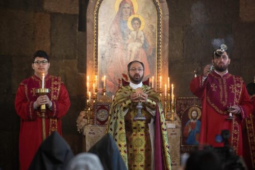 Հայ Առաքելական Սուրբ Եկեղեցին հիշատակել է Հիսուս Քրիստոսի Վերջին ընթրիքը և Սուրբ Հաղորդության խորհրդի հաստատումը