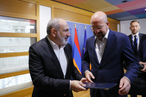 Никол Пашинян предсавил Шарлю Мишелю проект «Перекресток мира»