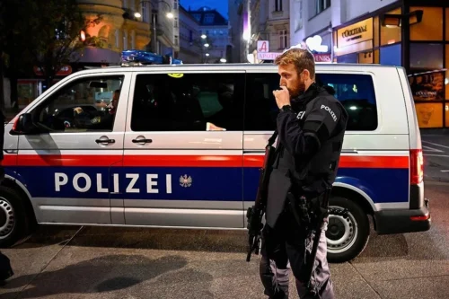 Bild: Мужчина взял в заложники нескольких человек в одной из больниц Аахена в Германии